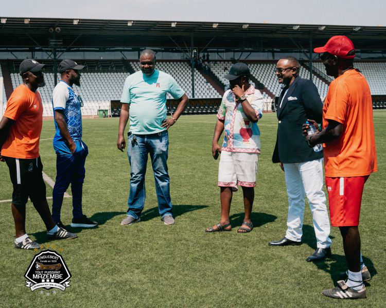Salomon KALONDA aux côtés des Corbeaux à l’entraînement