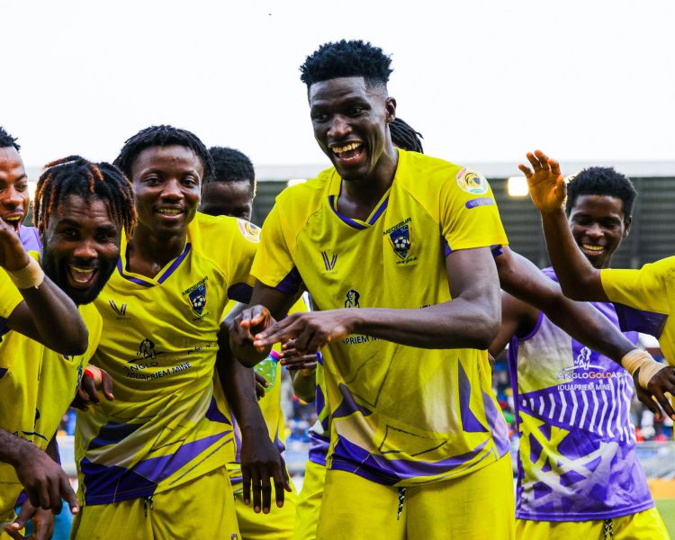 Medeama SC sur la route des Corbeaux